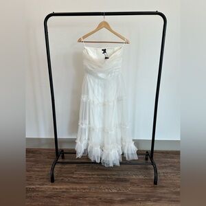 Tulle white layered strapless dress